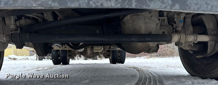 image for item OG9757 2014 Ford  F550 Super Duty XL flatbed truck