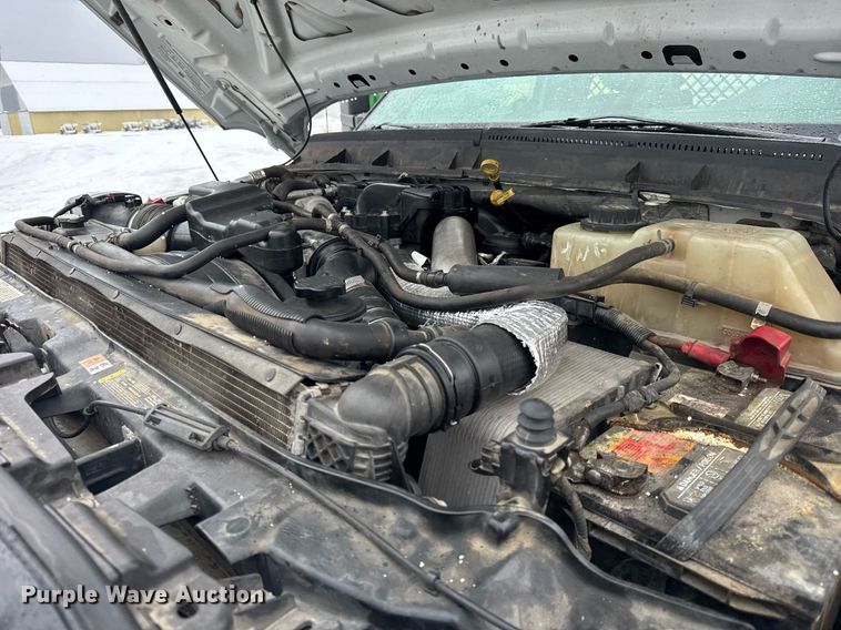 image for item OG9757 2014 Ford  F550 Super Duty XL flatbed truck