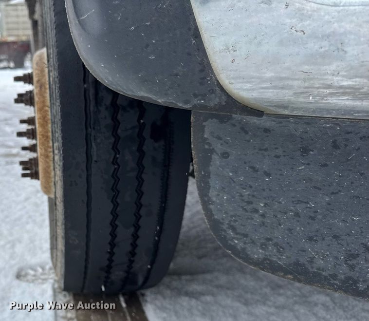 image for item OG9757 2014 Ford  F550 Super Duty XL flatbed truck