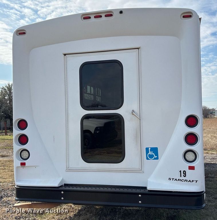 image for item OK9512 2019 Ford E350 shuttle bus