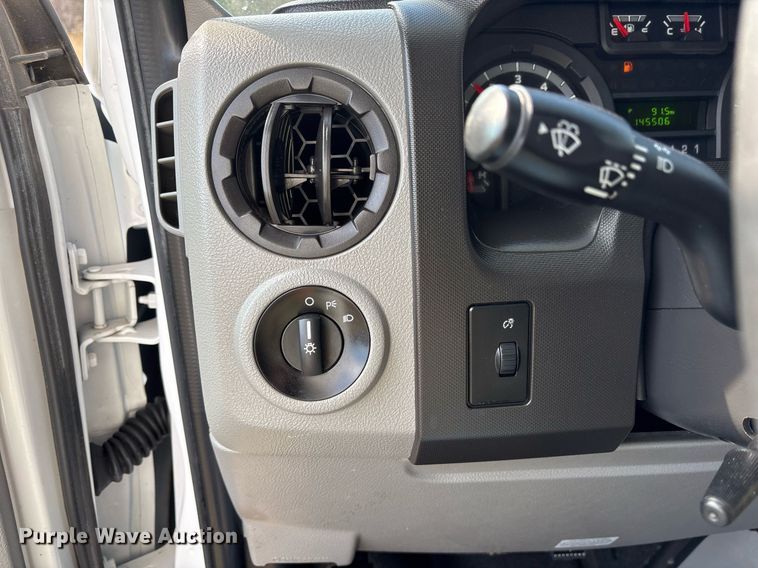 image for item OK9512 2019 Ford E350 shuttle bus