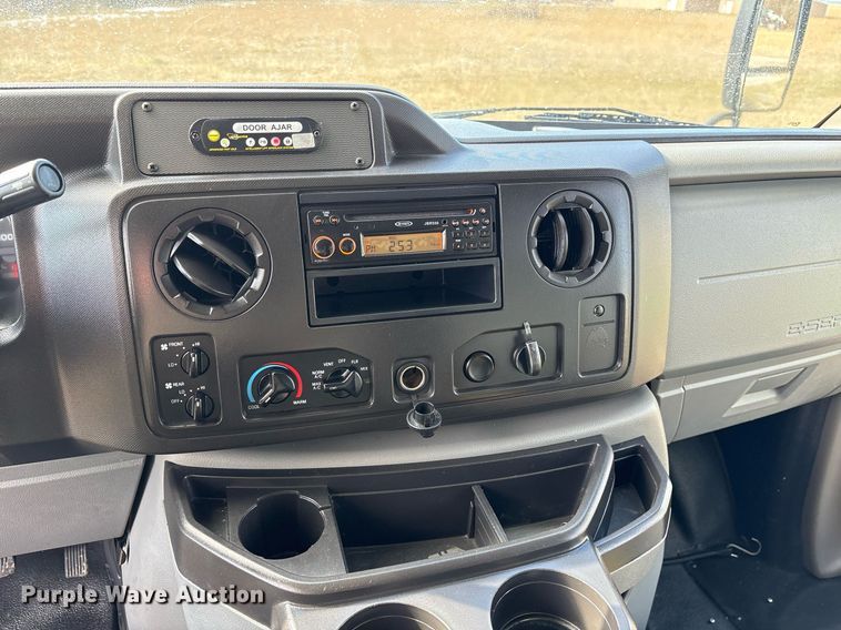 image for item OK9512 2019 Ford E350 shuttle bus