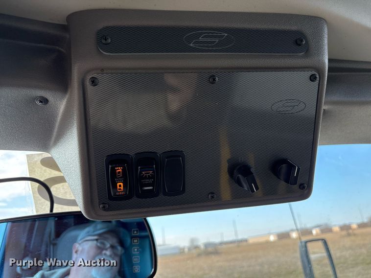 image for item OK9512 2019 Ford E350 shuttle bus