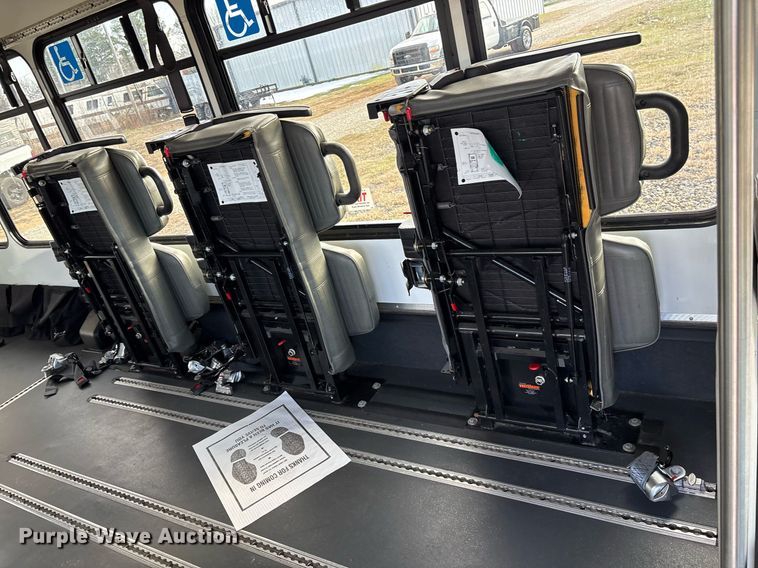 image for item OK9512 2019 Ford E350 shuttle bus