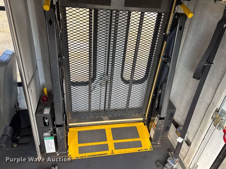 image for item OK9512 2019 Ford E350 shuttle bus