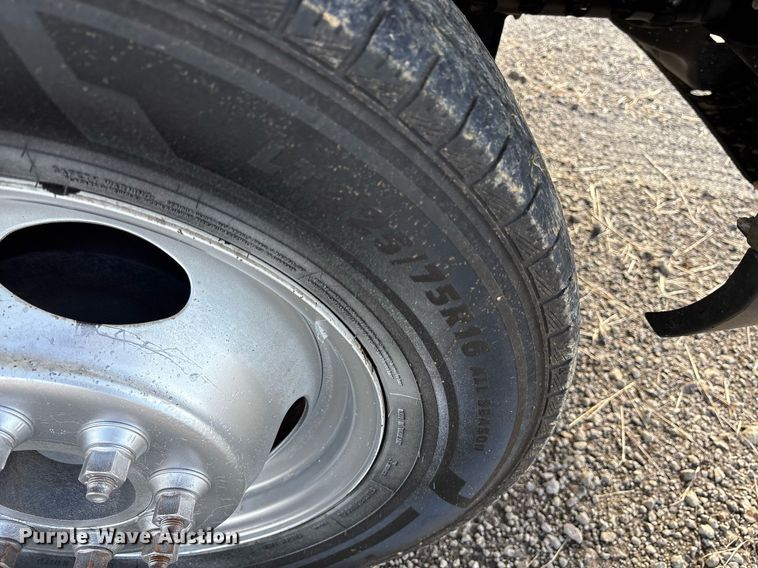 image for item OK9512 2019 Ford E350 shuttle bus