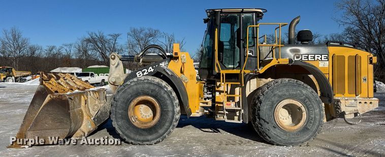 image for item DH9664 2010 John Deere 824K wheel loader