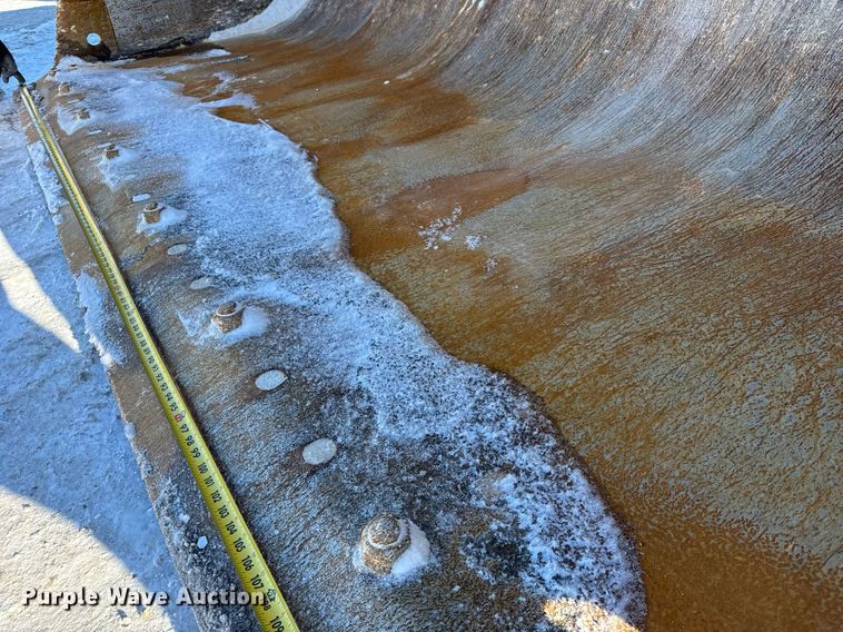 image for item DH9664 2010 John Deere 824K wheel loader