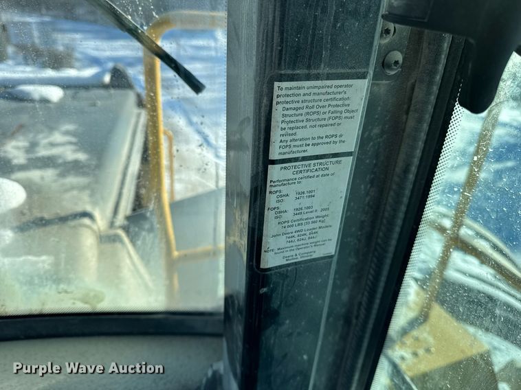 image for item DH9664 2010 John Deere 824K wheel loader