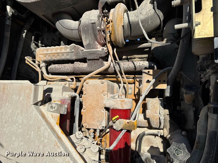 image for item DH9664 2010 John Deere 824K wheel loader