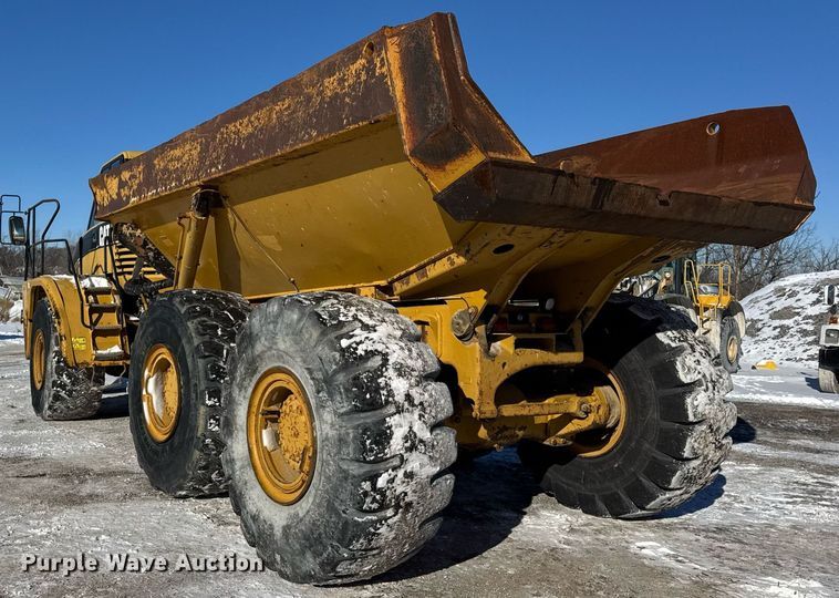 image for item DH9694 2006 Caterpillar 735 articulated haul truck
