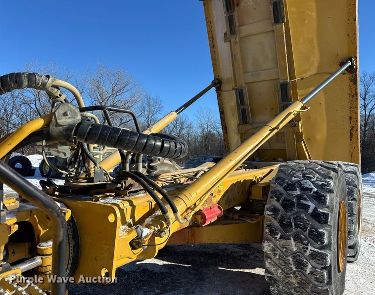 image for item DH9694 2006 Caterpillar 735 articulated haul truck