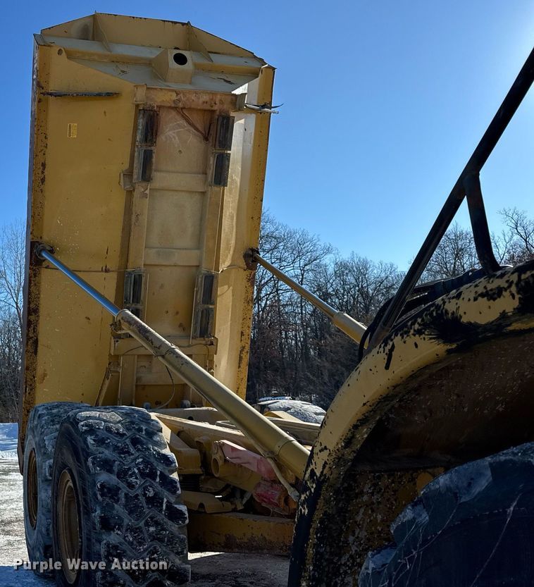 image for item DH9694 2006 Caterpillar 735 articulated haul truck