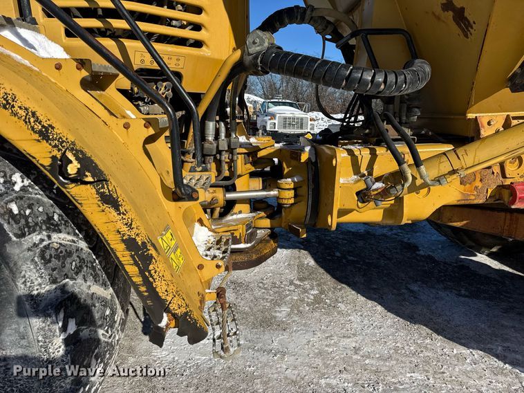 image for item DH9694 2006 Caterpillar 735 articulated haul truck