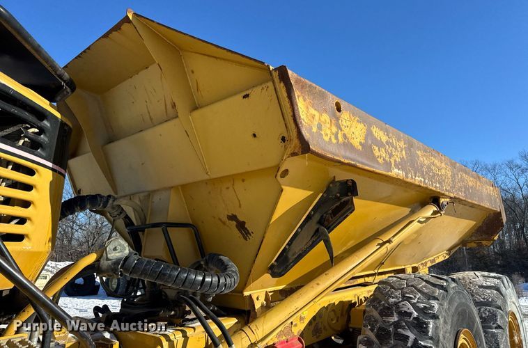 image for item DH9694 2006 Caterpillar 735 articulated haul truck