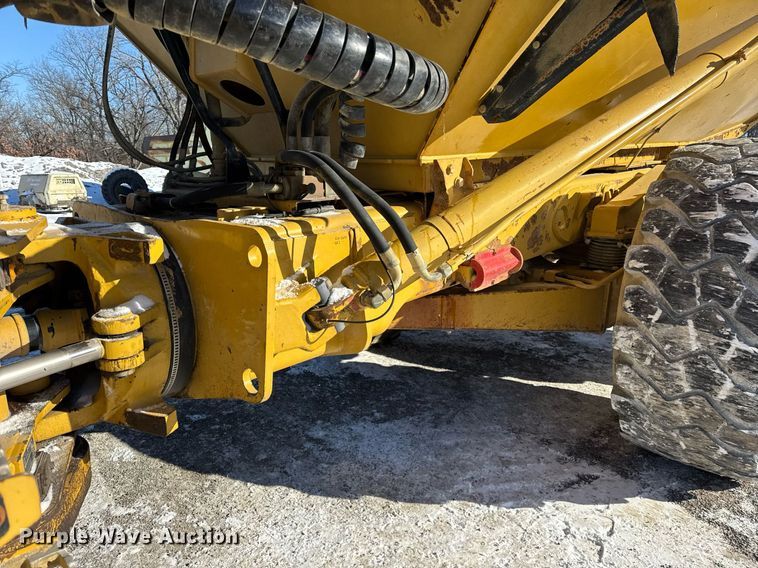 image for item DH9694 2006 Caterpillar 735 articulated haul truck