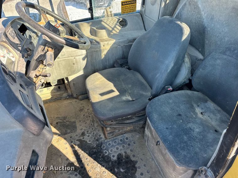 image for item DH9694 2006 Caterpillar 735 articulated haul truck