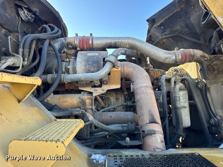 image for item DH9694 2006 Caterpillar 735 articulated haul truck