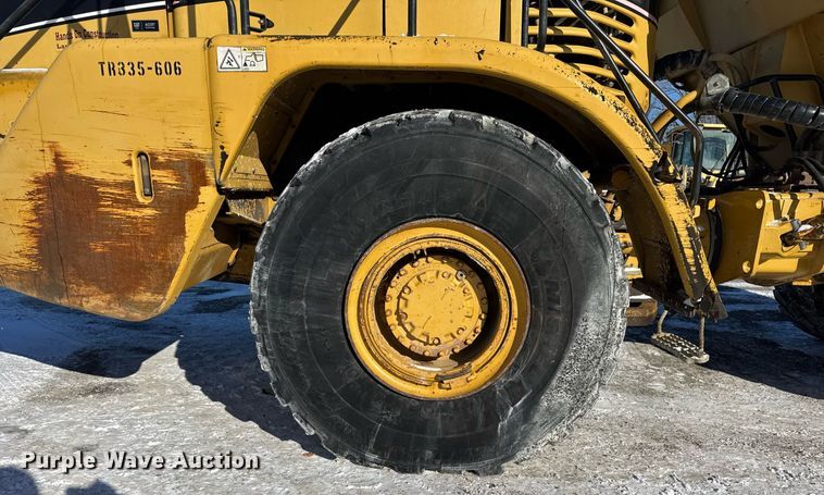 image for item DH9694 2006 Caterpillar 735 articulated haul truck