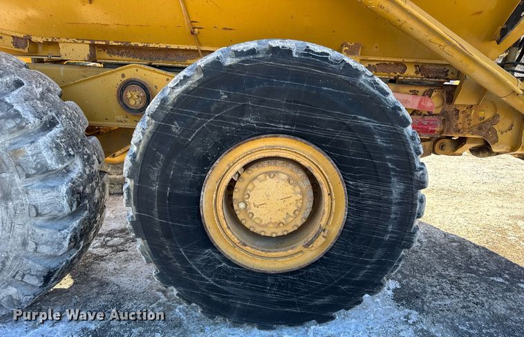 image for item DH9694 2006 Caterpillar 735 articulated haul truck