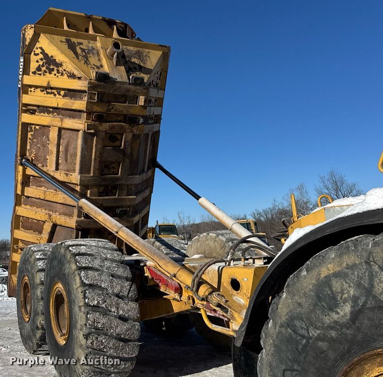 image for item DH9696 1998 Caterpillar D400E articulated haul truck