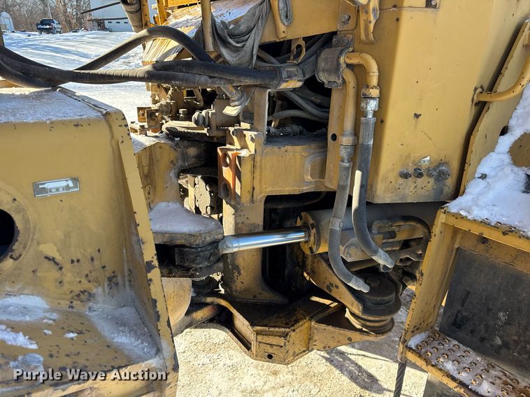 image for item DH9696 1998 Caterpillar D400E articulated haul truck