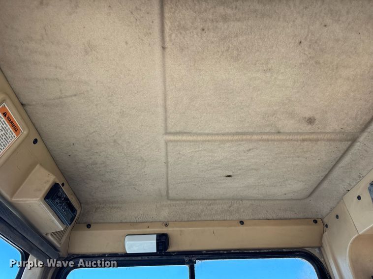 image for item DH9696 1998 Caterpillar D400E articulated haul truck