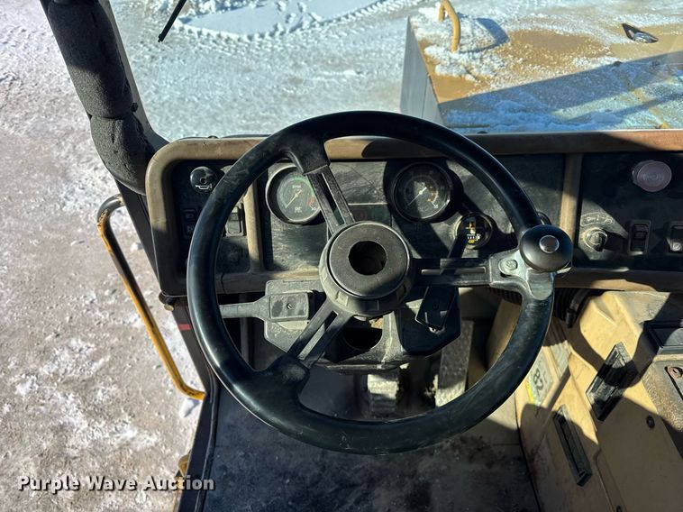 image for item DH9696 1998 Caterpillar D400E articulated haul truck