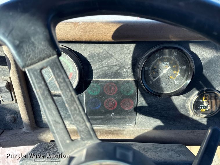 image for item DH9696 1998 Caterpillar D400E articulated haul truck