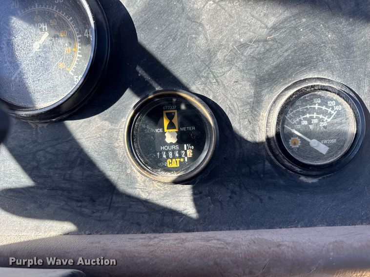 image for item DH9696 1998 Caterpillar D400E articulated haul truck