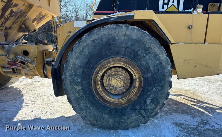 image for item DH9696 1998 Caterpillar D400E articulated haul truck