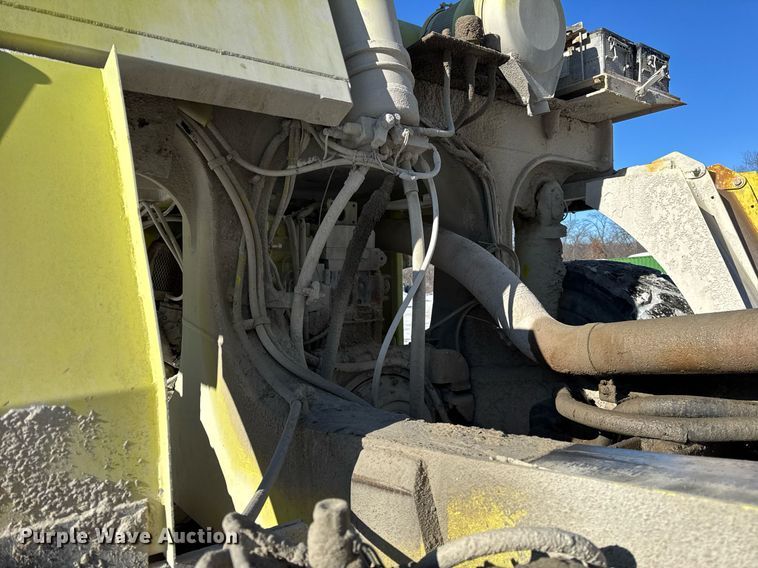 image for item DH9698 1997 Euclid R40 haul truck