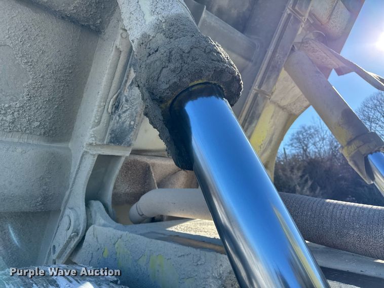 image for item DH9698 1997 Euclid R40 haul truck