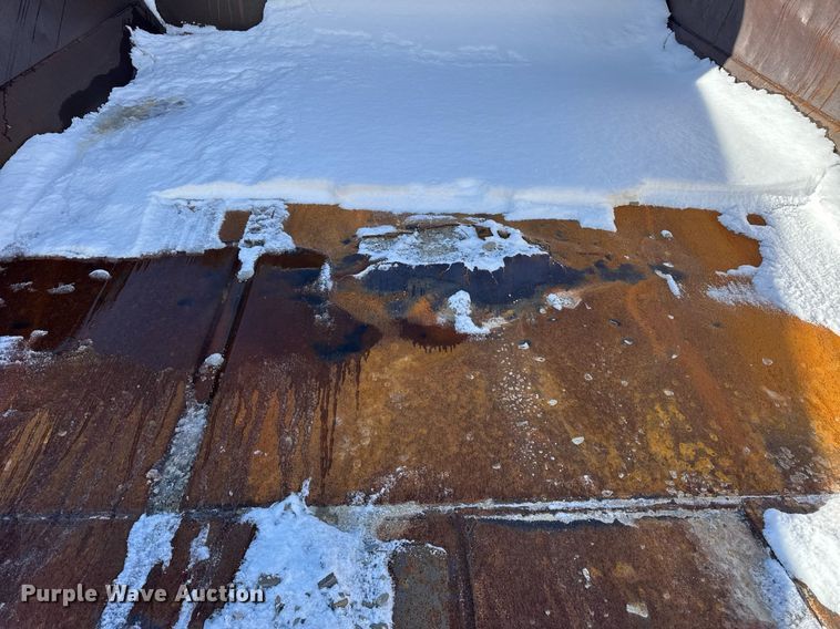 image for item DH9698 1997 Euclid R40 haul truck