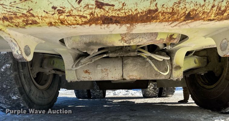 image for item DH9698 1997 Euclid R40 haul truck