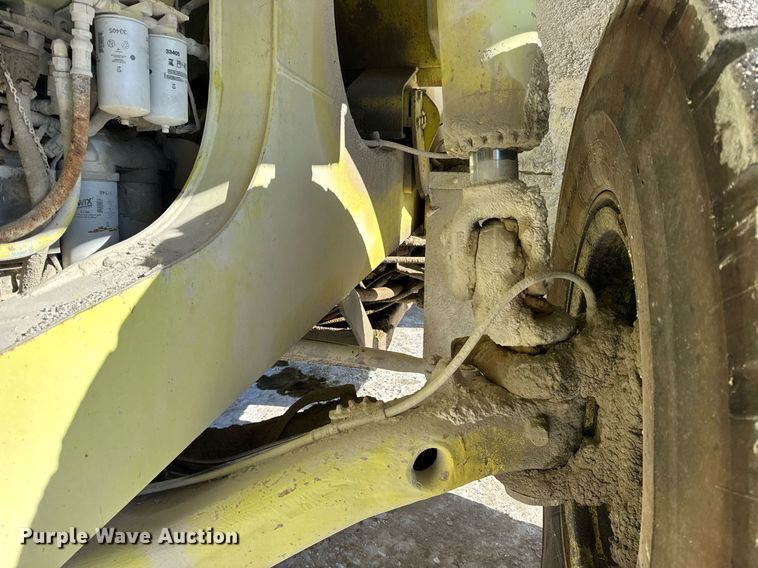 image for item DH9698 1997 Euclid R40 haul truck