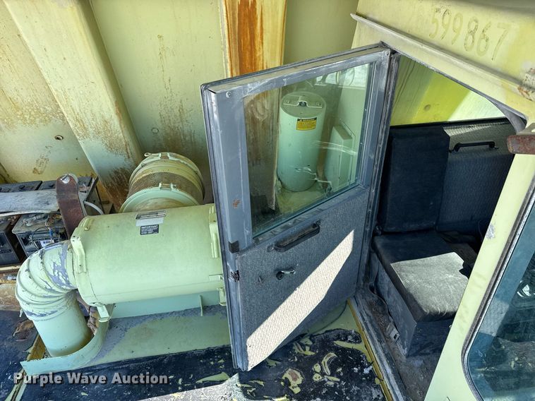 image for item DH9698 1997 Euclid R40 haul truck