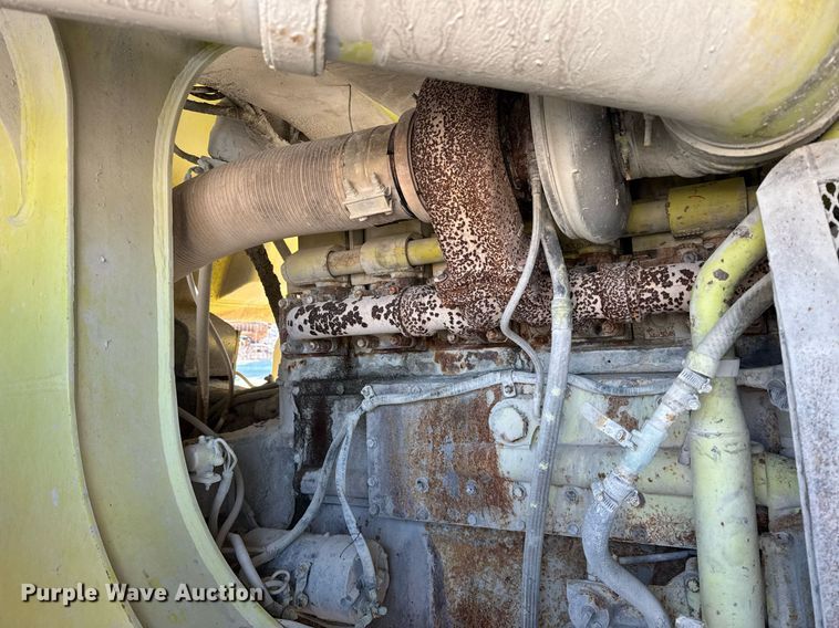 image for item DH9698 1997 Euclid R40 haul truck