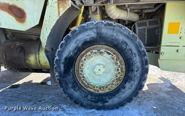 image for item DH9698 1997 Euclid R40 haul truck