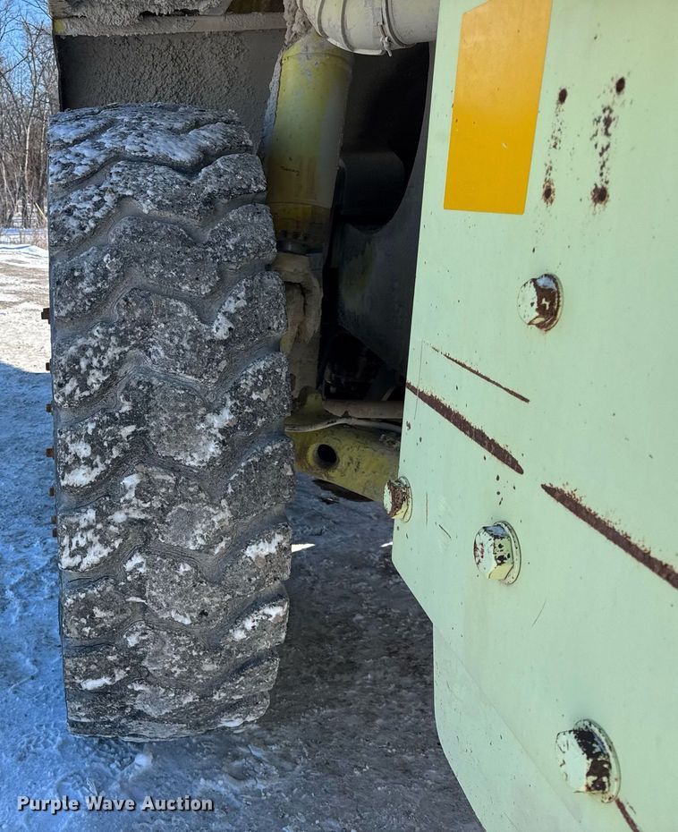 image for item DH9698 1997 Euclid R40 haul truck