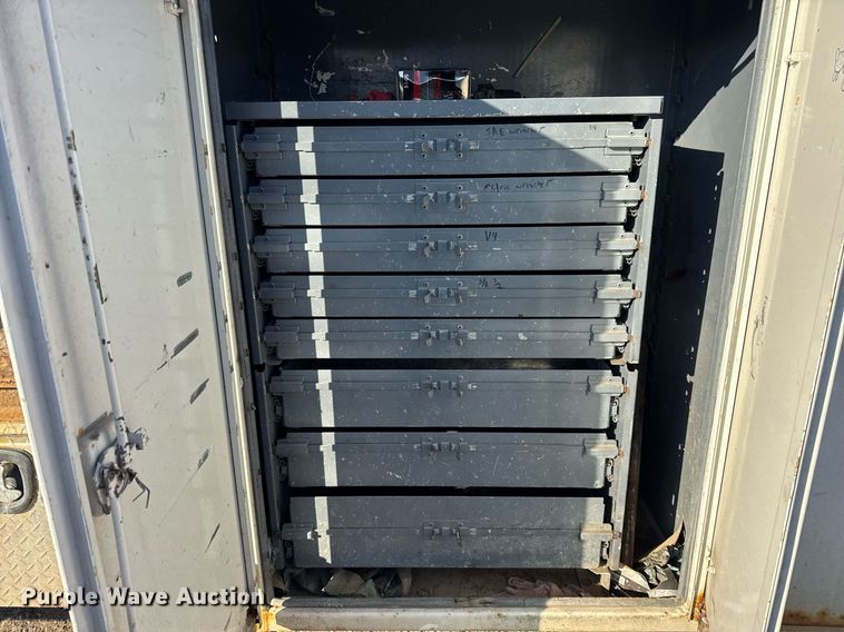 image for item DH9729 2003 International 4400 utility / service truck