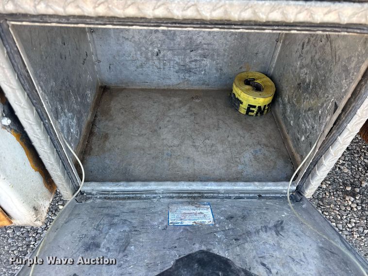 image for item DH9729 2003 International 4400 utility / service truck