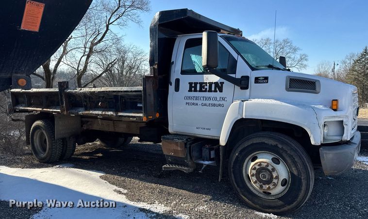 image for item DH9747 2008 Chevrolet C7500 dump truck