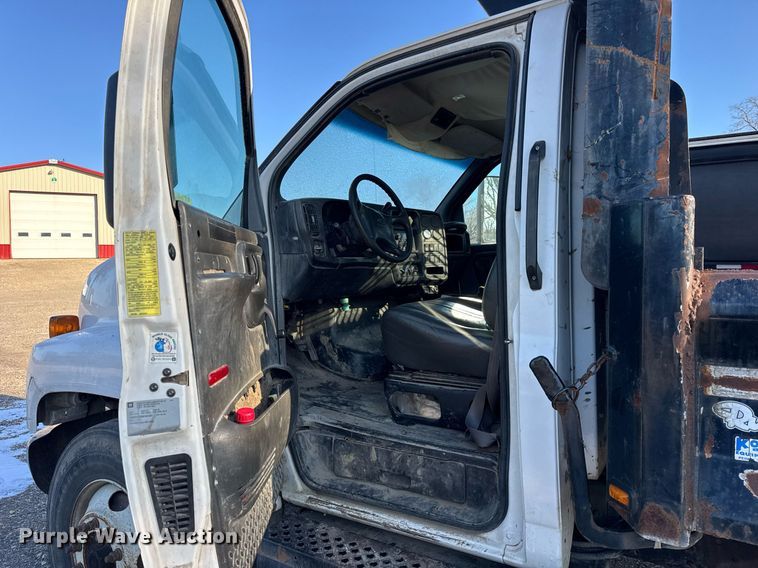 image for item DH9747 2008 Chevrolet C7500 dump truck