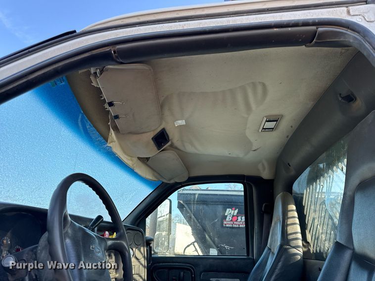 image for item DH9747 2008 Chevrolet C7500 dump truck