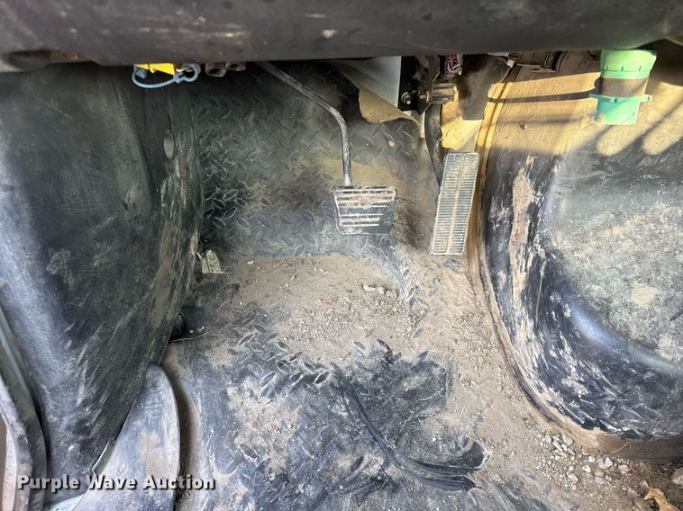 image for item DH9747 2008 Chevrolet C7500 dump truck