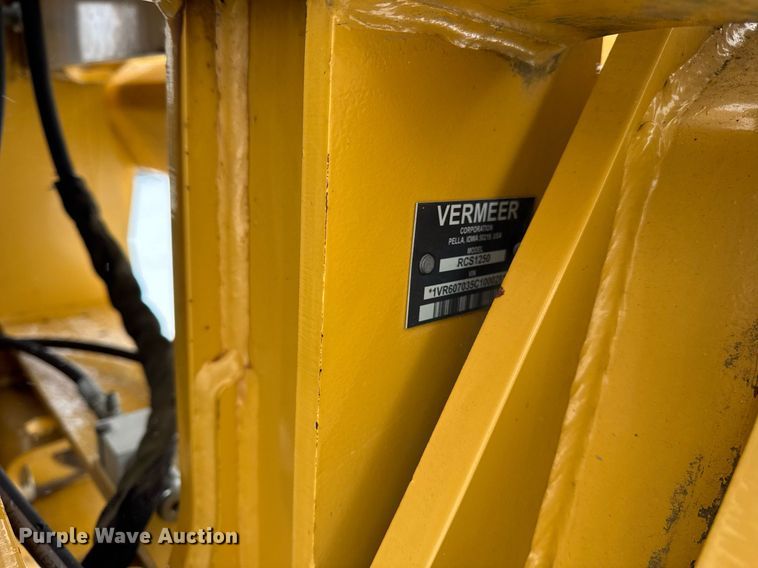 image for item DH9750 2015 Vermeer RTX1250 cable plow