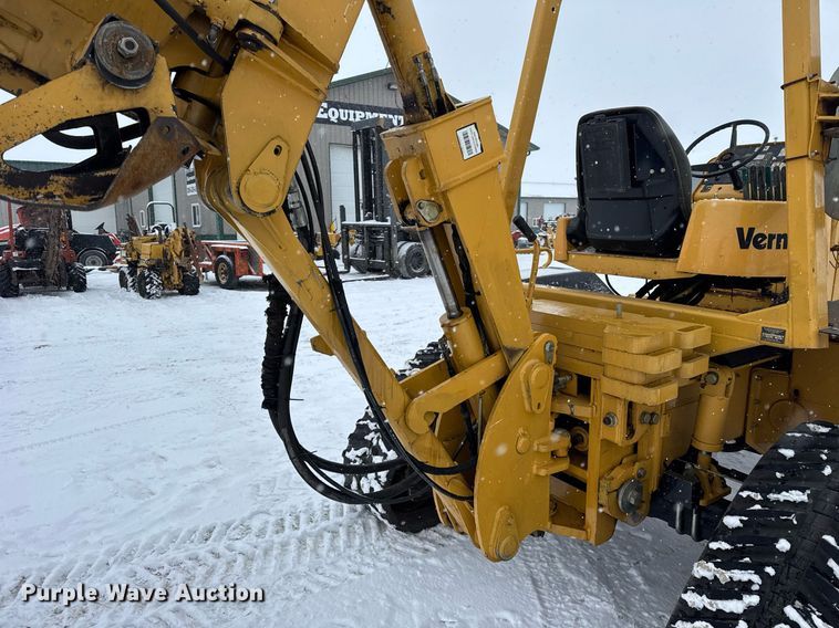 image for item DH9750 2015 Vermeer RTX1250 cable plow