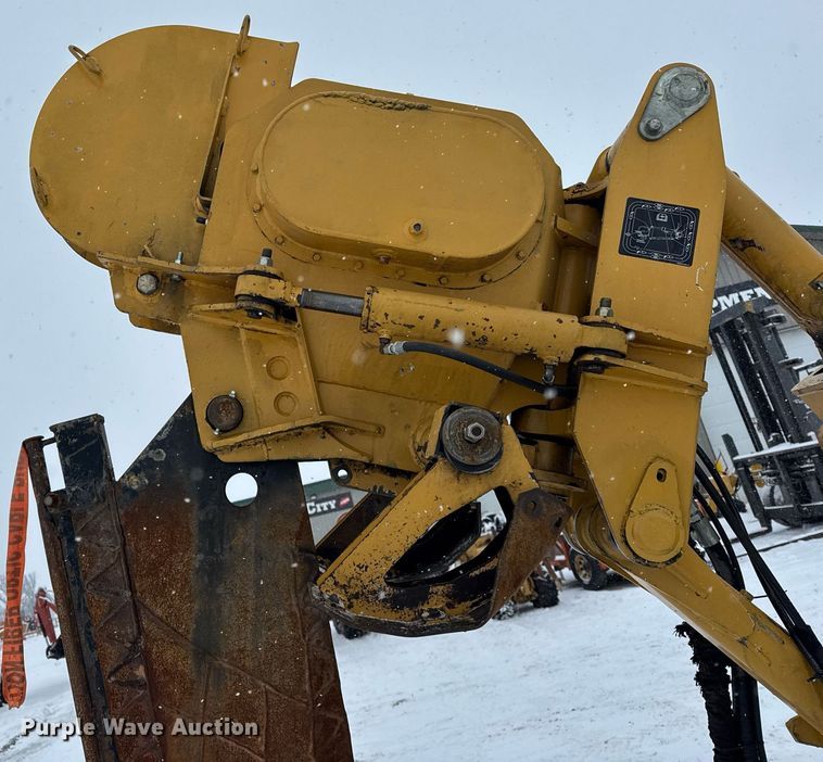 image for item DH9750 2015 Vermeer RTX1250 cable plow