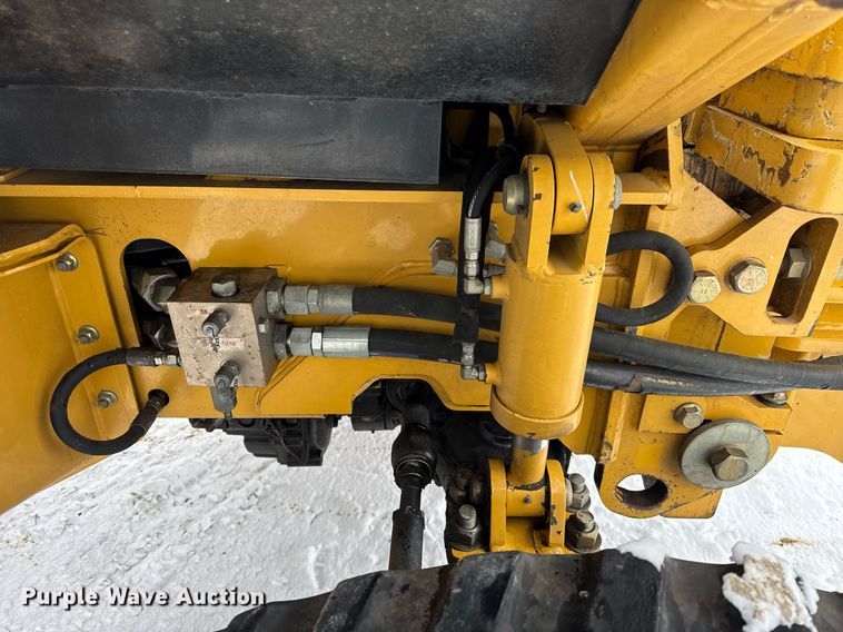 image for item DH9750 2015 Vermeer RTX1250 cable plow